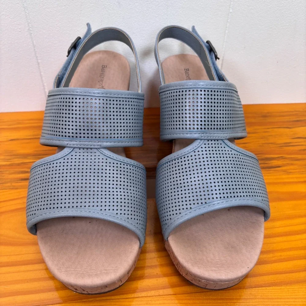 Baretraps Abia Wedge Sandals Perforated‎ Adjustable Strap Blue Comfort 11W